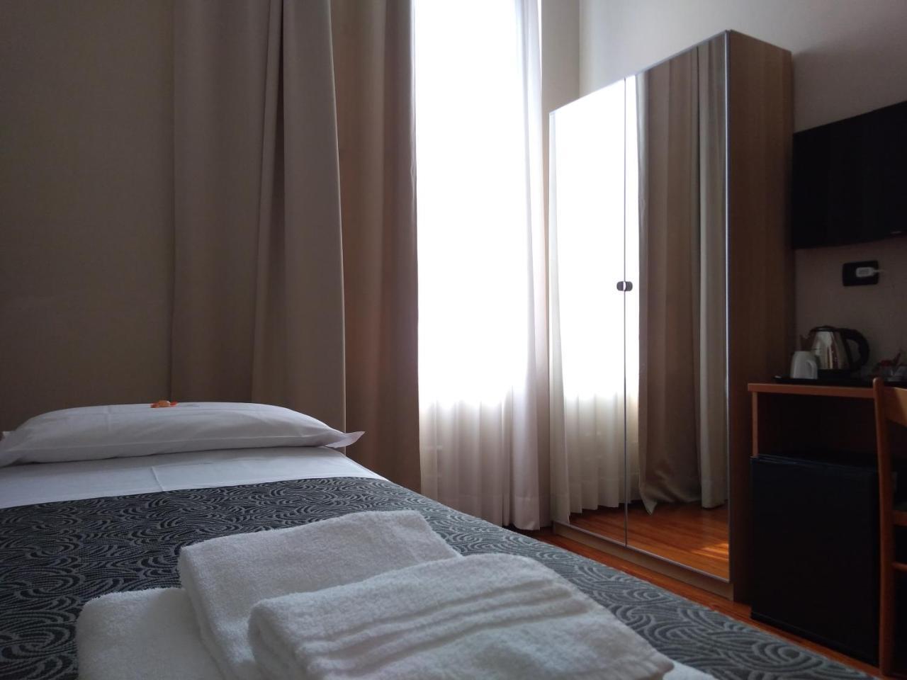 Hotel Twenty Nine Genua Buitenkant foto